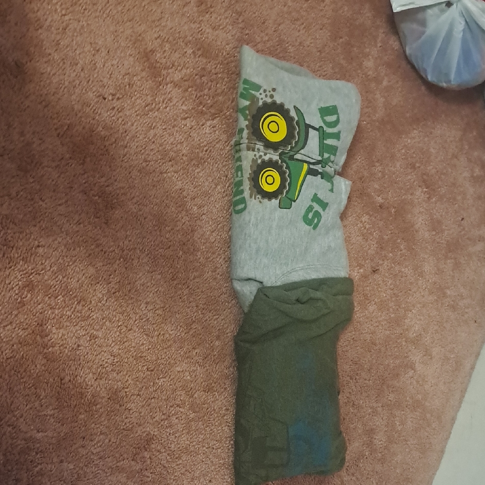 Boys Lot Of 2 Long Sleeves 4t